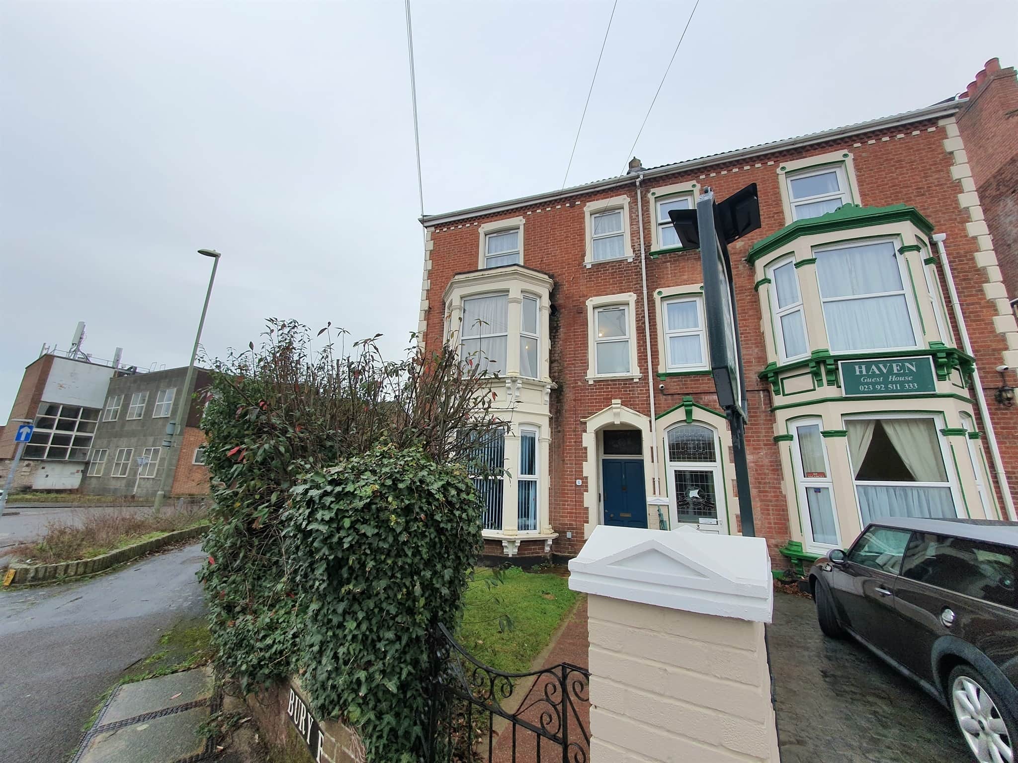 Property photo 0