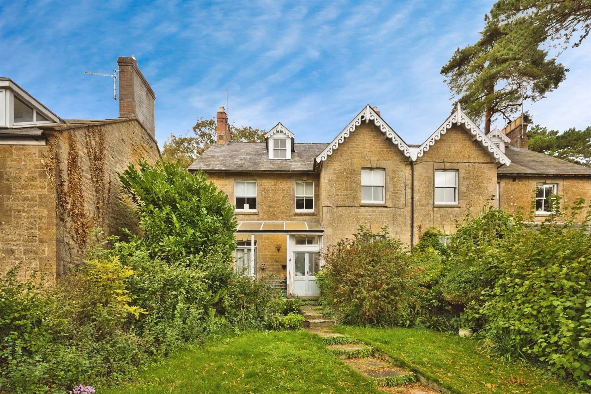 Property photo 0