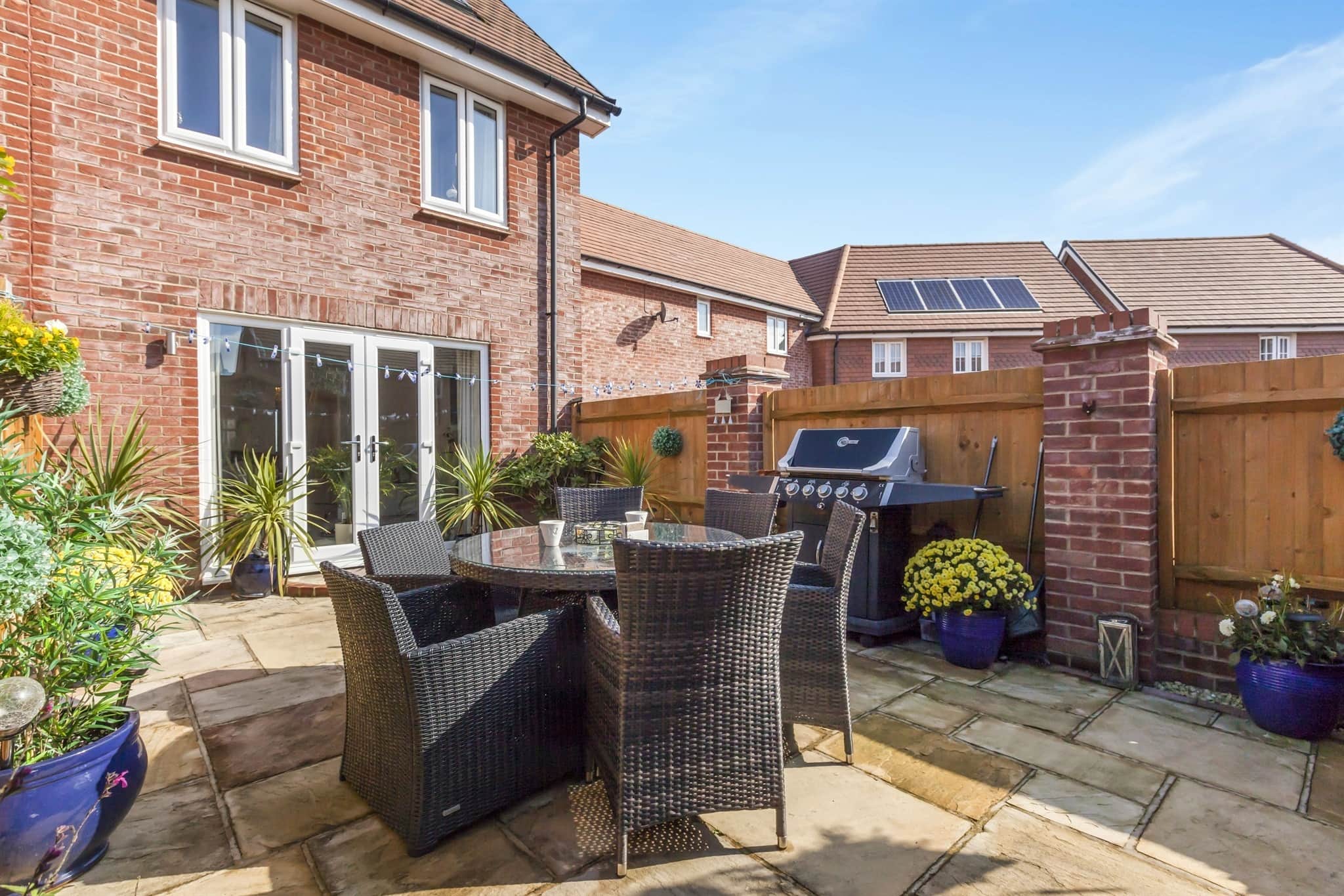 Property photo 0