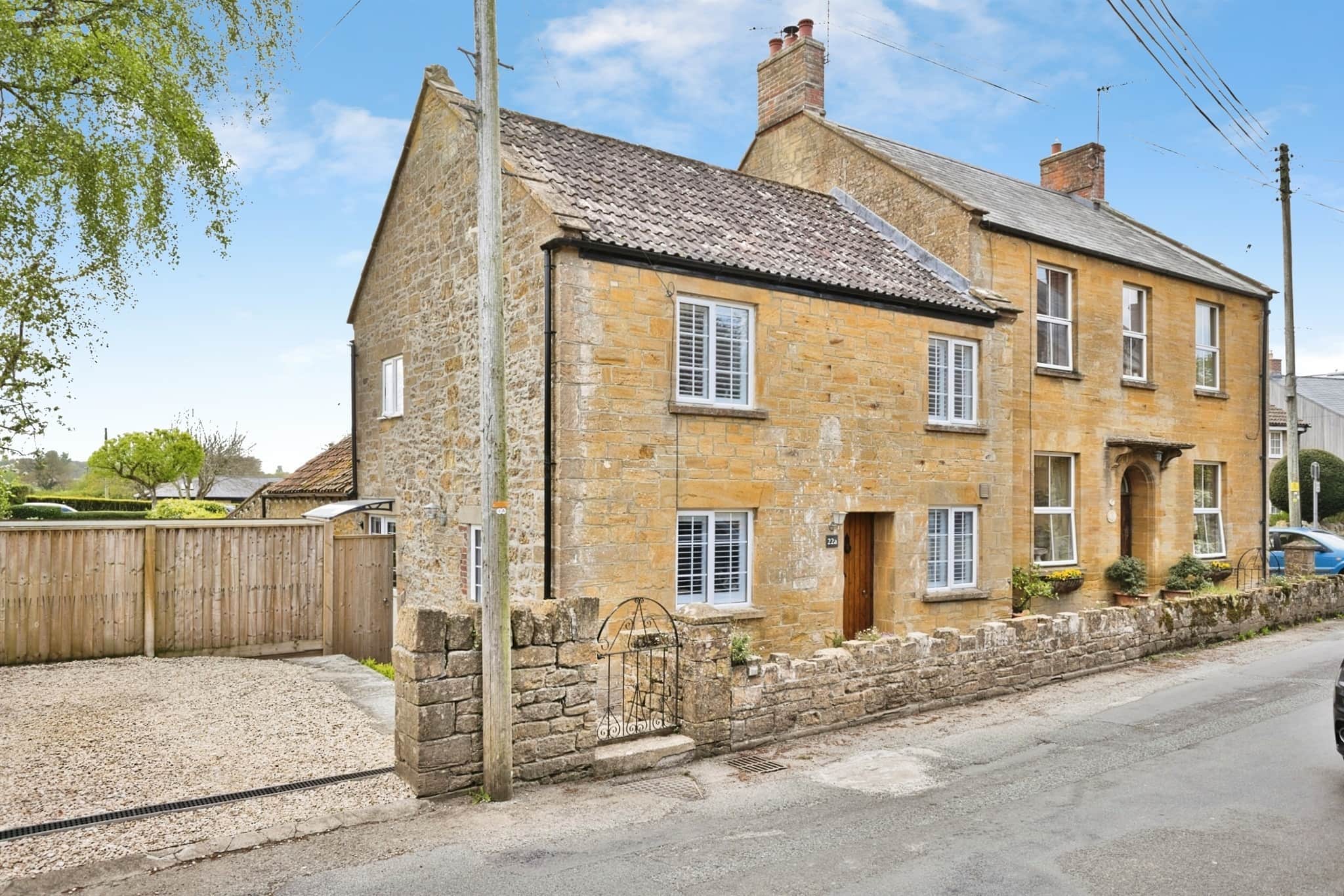 Property photo 0