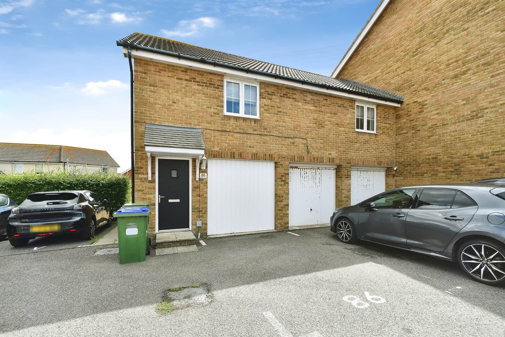 Property photo 0