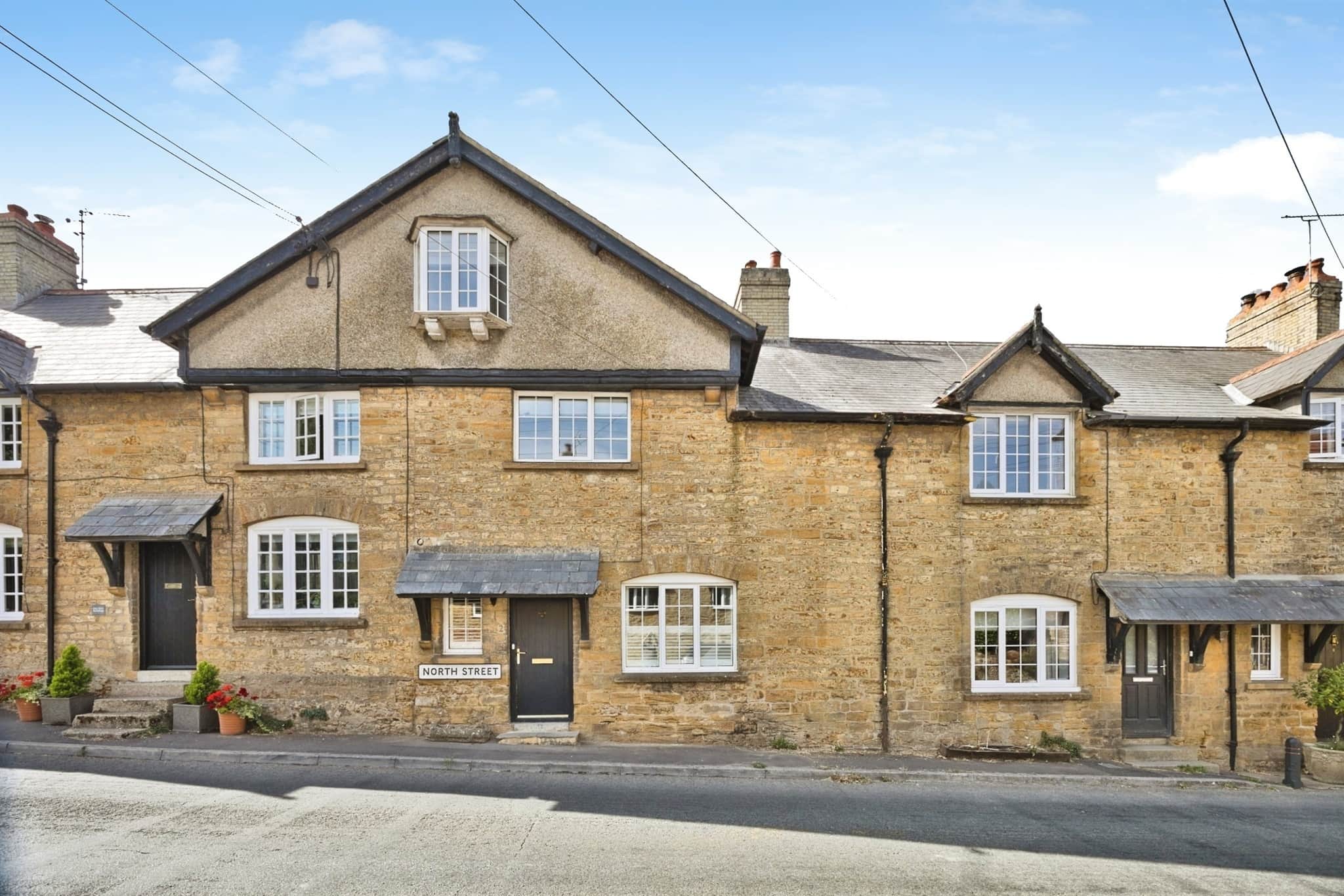 Property photo 0