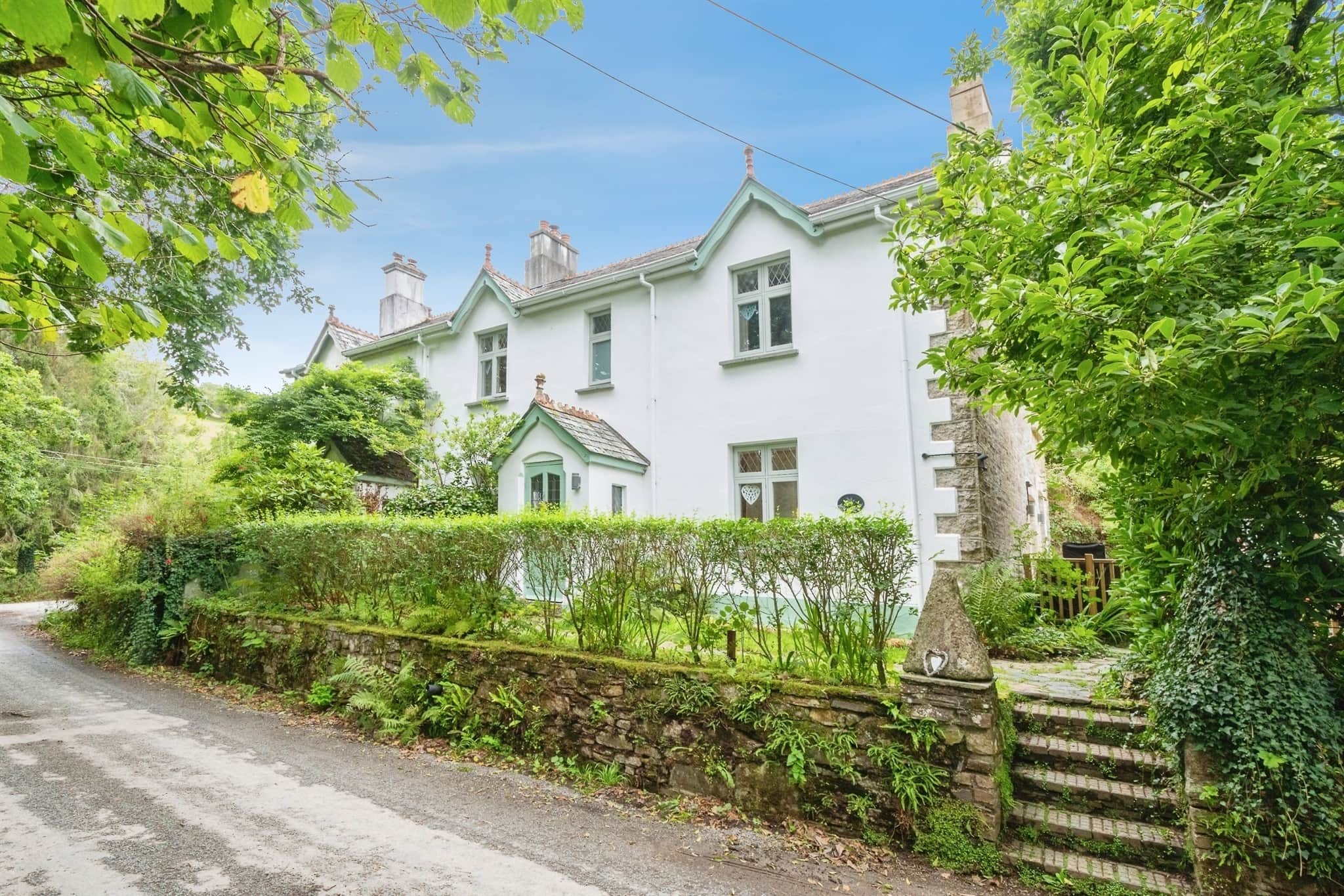 Property photo 0